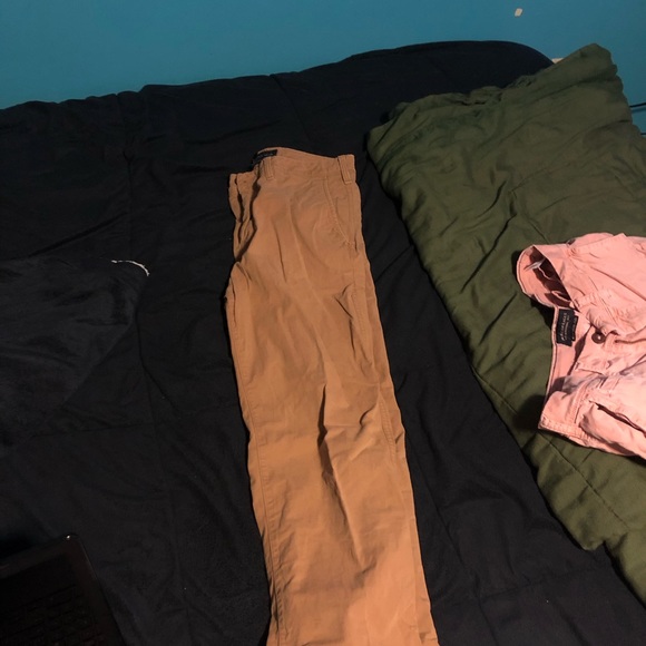 Khakis pants and shorts - Picture 2 of 4